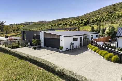 Photo of property in 5 Mansfield Way, Stoke, Nelson, 7011