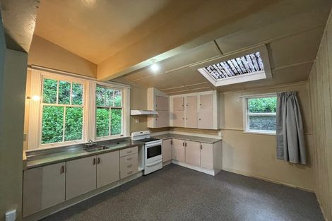 Photo of property in 1/13 Garden Road, Northland, Wellington, 6012