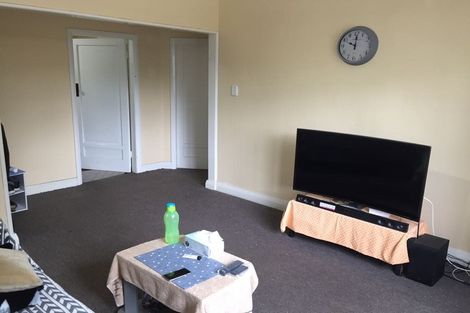 Photo of property in 79 Garden Road, Northland, Wellington, 6012