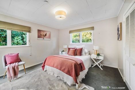 Photo of property in 4 Huntingdon Street, Northland, Wellington, 6012