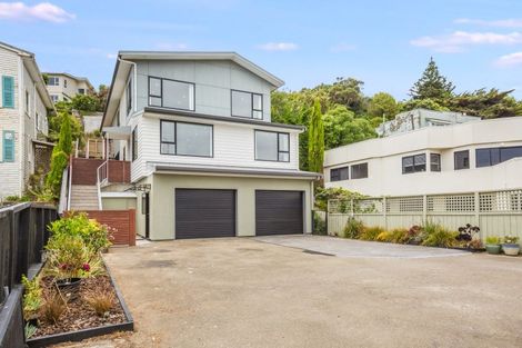 Photo of property in 86 Mana Esplanade, Paremata, Porirua, 5026
