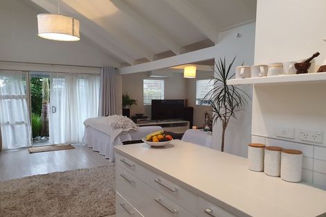 Photo of property in 83b Ngamotu Road, Spotswood, New Plymouth, 4310