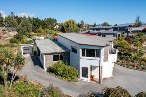 Photo of property in 17 Bodkin Road, Bridge Hill, Alexandra, 9320