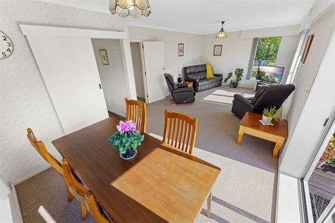 Photo of property in 2 Leybourne Avenue, Waikanae, 5036