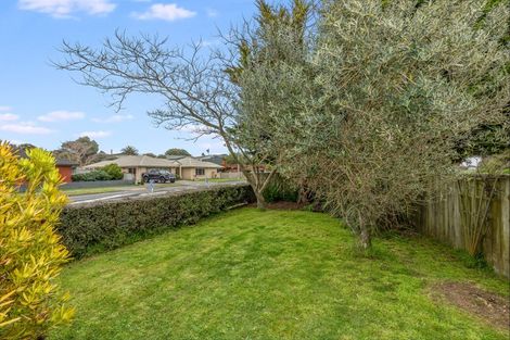 Photo of property in 155 Guildford Drive, Paraparaumu Beach, Paraparaumu, 5032