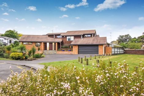 Photo of property in 6 Khaleel Place, Henderson, Auckland, 0612