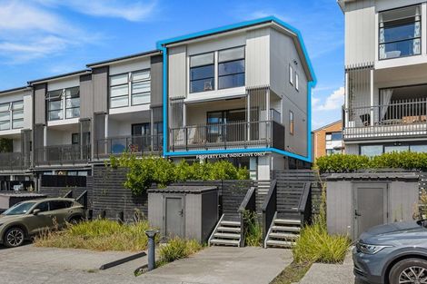 Photo of property in 16 Raranga Lane, Hobsonville, Auckland, 0616