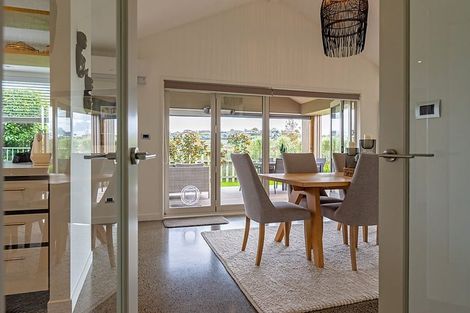 Photo of property in 299 Carmichael Road, Brookfield, Tauranga, 3110