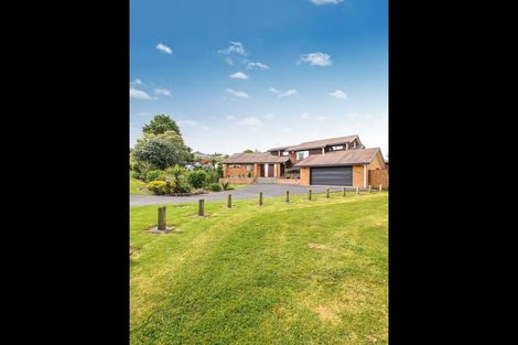 Photo of property in 6 Khaleel Place, Henderson, Auckland, 0612
