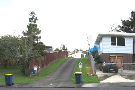 Photo of property in 57 Kemp Road, Massey, Auckland, 0614