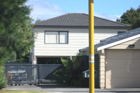 Photo of property in 2/32 Manuka Road, Glenfield, Auckland, 0629