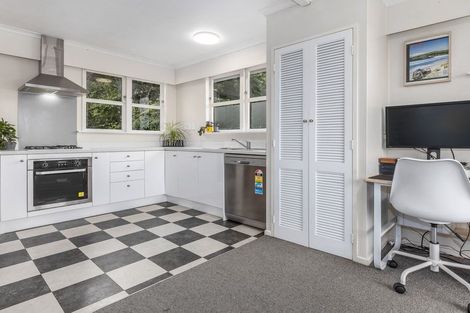 Photo of property in 4 Graham Street, Levin, 5510