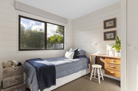 Photo of property in 12 Golders Place, Richmond Heights, Taupo, 3330