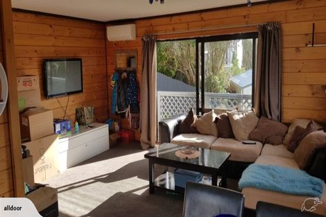 Photo of property in 21a Fernhaven Grove, Newlands, Wellington, 6037