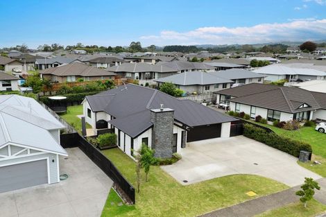 Photo of property in 23 Puhirake Crescent, Pyes Pa, Tauranga, 3112