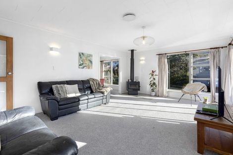 Photo of property in 48 Thurleigh Grove, Karori, Wellington, 6012