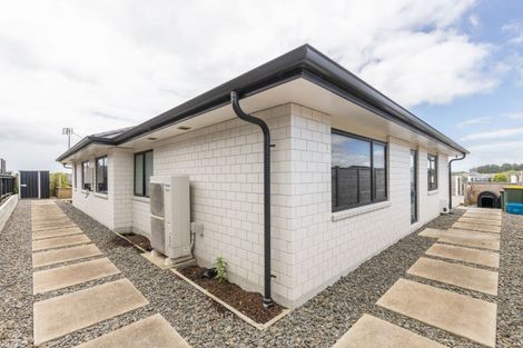 Photo of property in 31 Keene Drive, Bell Block, New Plymouth, 4312