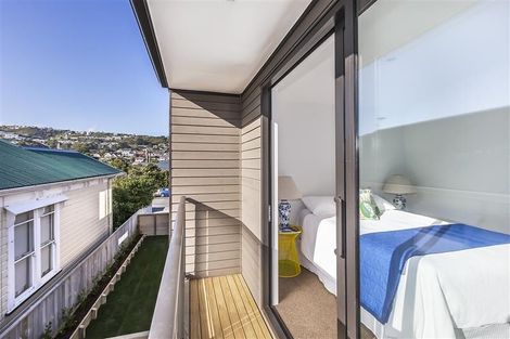 Photo of property in 74u5 Derwent Street, Island Bay, Wellington, 6023