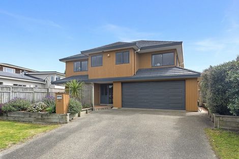 Photo of property in 171 Manly Street, Paraparaumu Beach, Paraparaumu, 5032