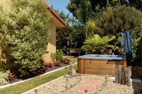 Photo of property in 102 Merriman Place, Pyes Pa, Tauranga, 3112