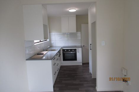 Photo of property in 9 Simpson Road, Ranui, Auckland, 0612