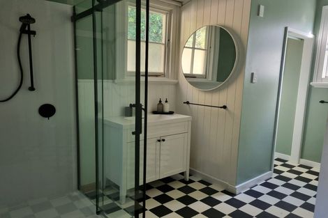 Photo of property in 8 Paradise Road, Napier South, Napier, 4110