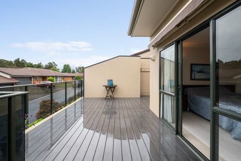 Photo of property in 62 Grosvenor Gardens, Flagstaff, Hamilton, 3210