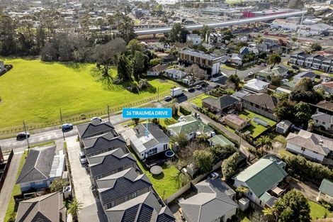 Photo of property in 26 Tiraumea Drive, Pakuranga, Auckland, 2010