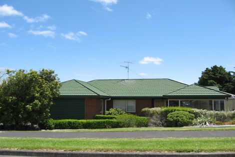 Photo of property in 32 Ngahere Road, Pukekohe, 2120