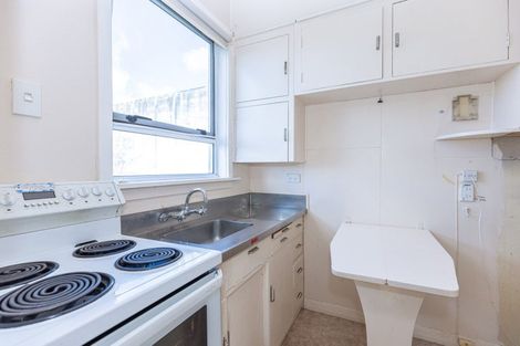Photo of property in 211 Guyton Street, Whanganui, 4500