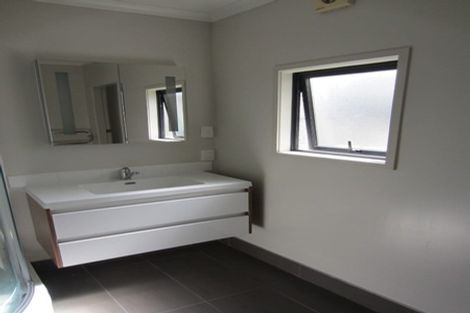 Photo of property in 14u2 Hardley Street, Whitiora, Hamilton, 3200
