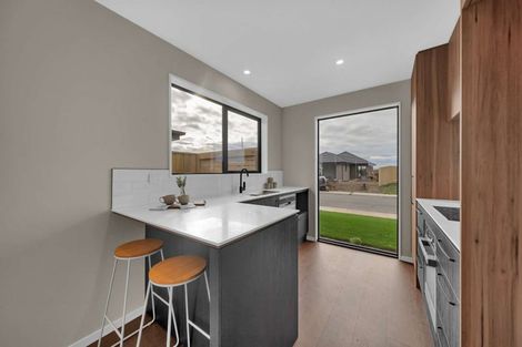 Photo of property in 21 Ellmers Street, Woodend, 7691