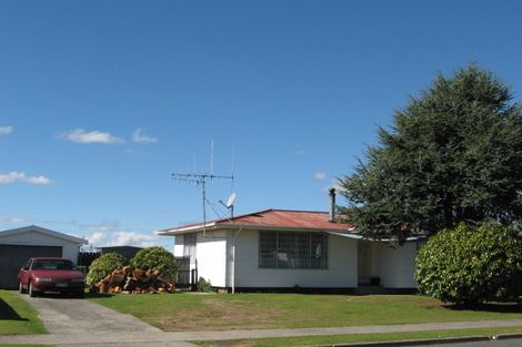 Photo of property in 17 Cargill Street, Tokoroa, 3420