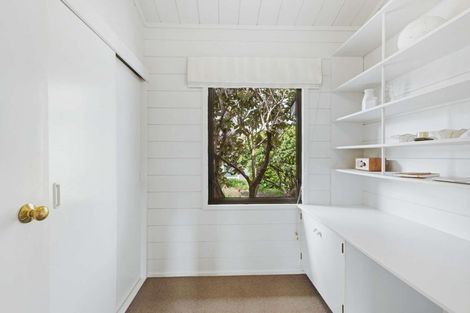 Photo of property in 2 Kathleen Street, Parkvale, Hastings, 4122