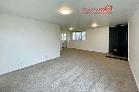 Photo of property in 6 Calgher Avenue, Waitara, 4320