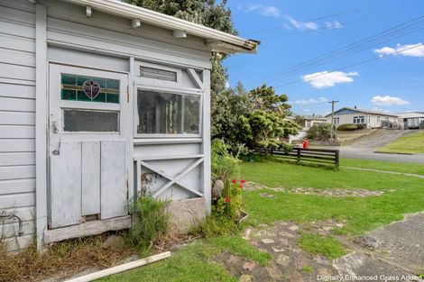 Photo of property in 115 Cornfoot Street, Castlecliff, Whanganui, 4501