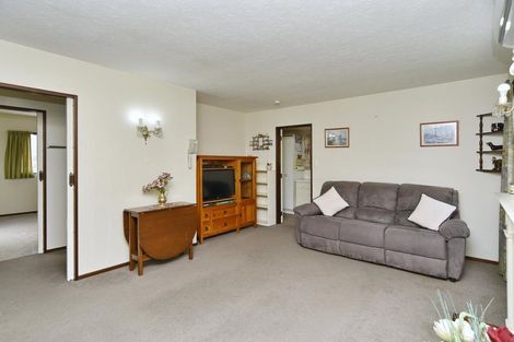 Photo of property in 413a High Street, Rangiora, 7400