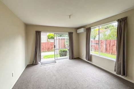 Photo of property in 42 Chipping Lane, Redwood, Christchurch, 8051