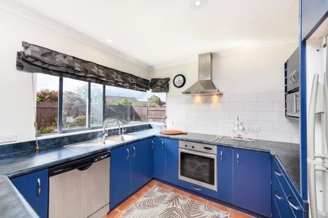 Photo of property in 155 Schnell Drive, Kelvin Grove, Palmerston North, 4414