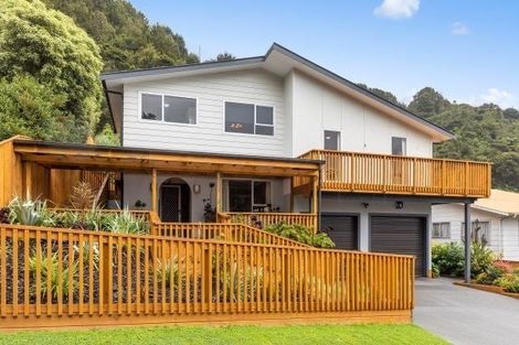 Photo of property in 48 Kowhai Street, Wainuiomata, Lower Hutt, 5014