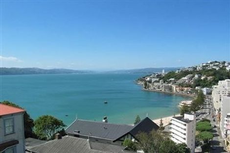 Photo of property in 2f3 Oriental Terrace, Mount Victoria, Wellington, 6011