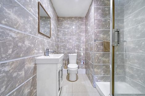 Photo of property in 36 Eugenia Rise, Totara Heights, Auckland, 2105