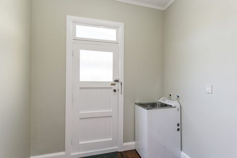 Photo of property in 59 Severn Street, Island Bay, Wellington, 6023