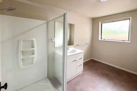 Photo of property in 42 Chipping Lane, Redwood, Christchurch, 8051