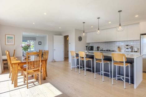 Photo of property in 63 Minaret Ridge, Wanaka, 9305