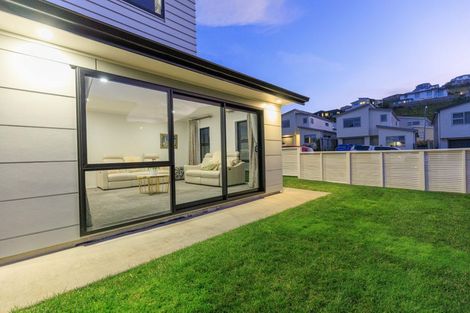 Photo of property in 150 Amesbury Drive, Churton Park, Wellington, 6037