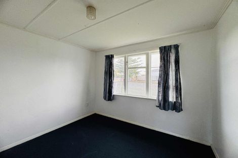 Photo of property in 19 Carson Street, Castlecliff, Whanganui, 4501