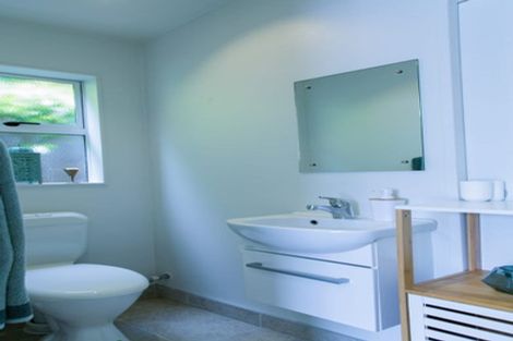 Photo of property in 13a Graham Avenue, Te Atatu Peninsula, Auckland, 0610