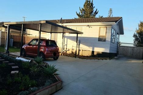 Photo of property in 71b Solar Road, Glen Eden, Auckland, 0602