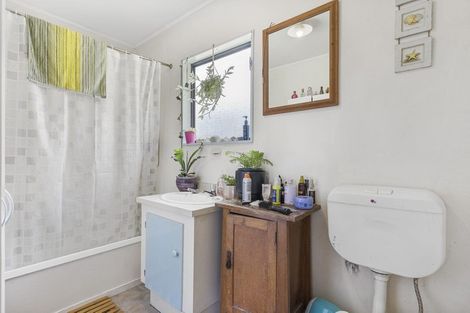 Photo of property in 45 Withers Road, Glen Eden, Auckland, 0602